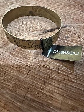 Chelsea Gold 'Love' Script Bangle Bracelet
